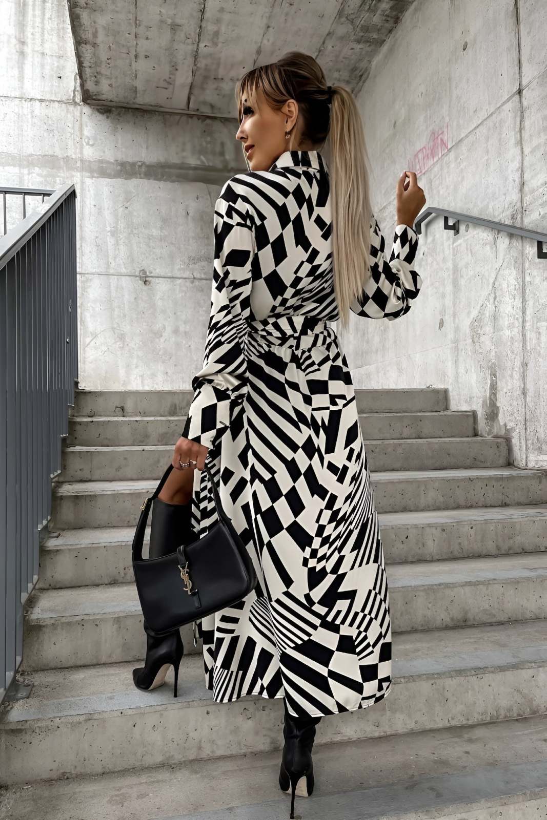 Φορεμα midi 'Impero' με γεωμετρικα σχεδια - Μαυρο/Λευκο